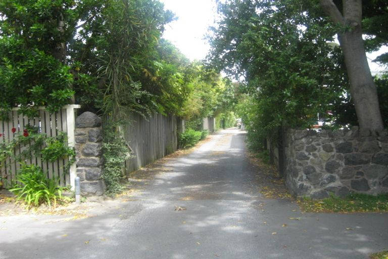 Photo of property in 124 Fisher Avenue, Beckenham, Christchurch, 8023