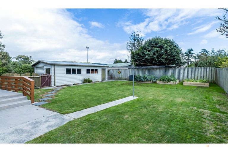 Photo of property in 24 Paul Street, Waimate, 7924