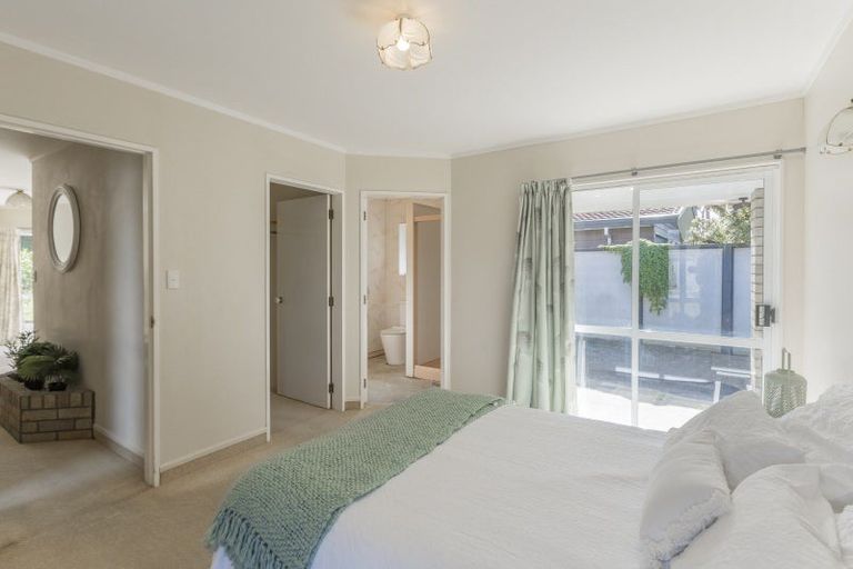 Photo of property in 12 Cedar Drive, Paraparaumu Beach, Paraparaumu, 5032