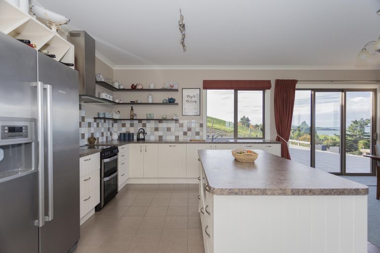 Photo of property in 1069 Waianakarua Road, Herbert, Oamaru, 9495