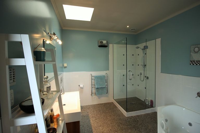 Photo of property in 37g Young Lane, Clyde, Alexandra, 9391