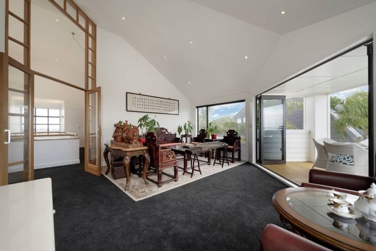 Photo of property in 235 Bleakhouse Road, Mellons Bay, Auckland, 2014