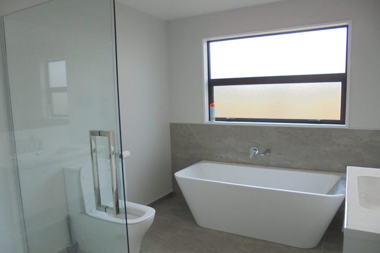 Photo of property in 37 Chrysolite Place, Belfast, Christchurch, 8051