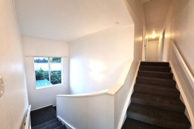 Photo of property in 8 Govind Grove, Ngaio, Wellington, 6035