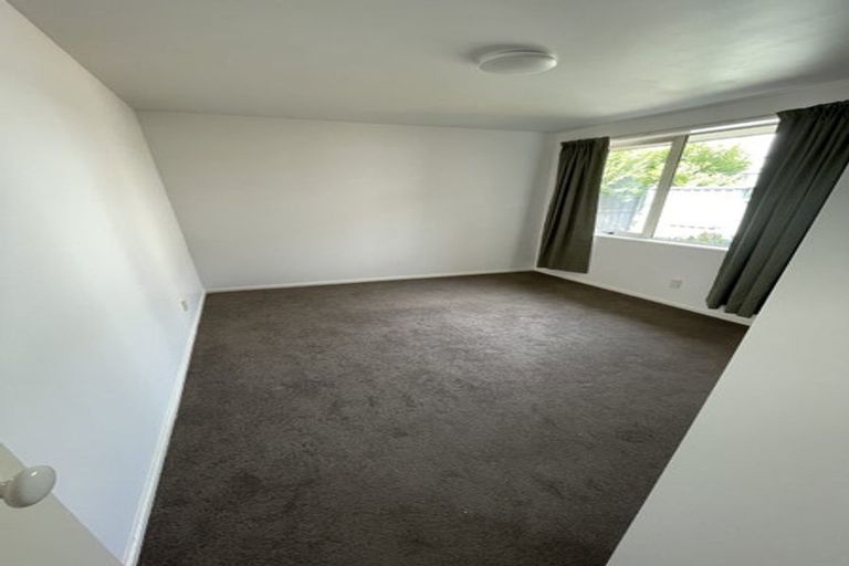 Photo of property in 2/10 Baretta Street, Somerfield, Christchurch, 8024