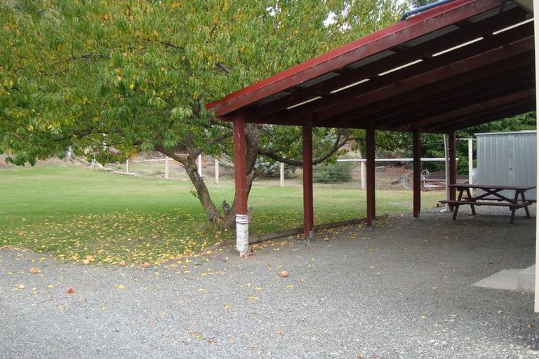 Photo of property in 8 Black Peak Road, Omarama, 9412