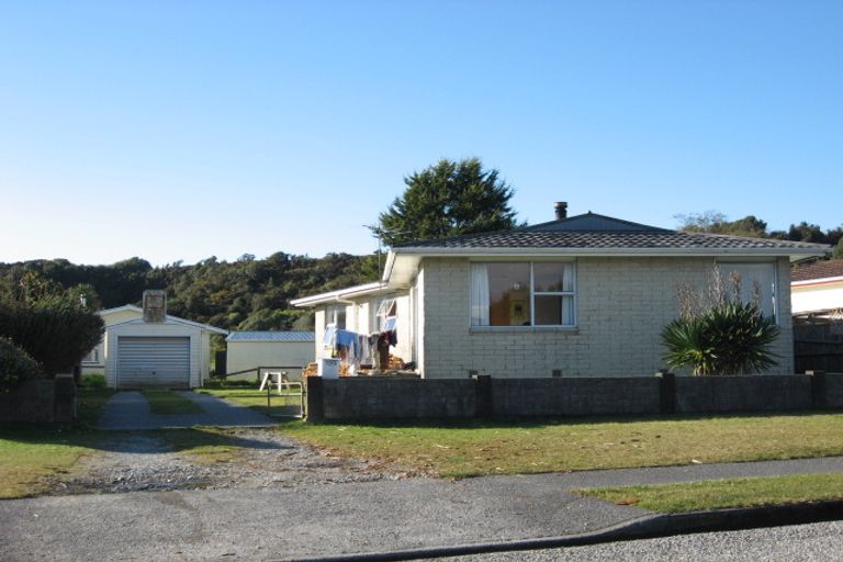 Photo of property in 189 Rolleston Street, Hokitika, 7810