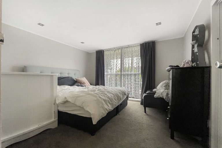 Photo of property in 61 Cunliffe Street, Churton Park, Wellington, 6037