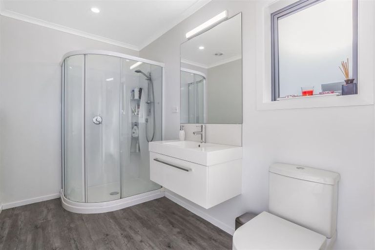 Photo of property in 16 Ken Douglas Drive, Aotea, Porirua, 5024