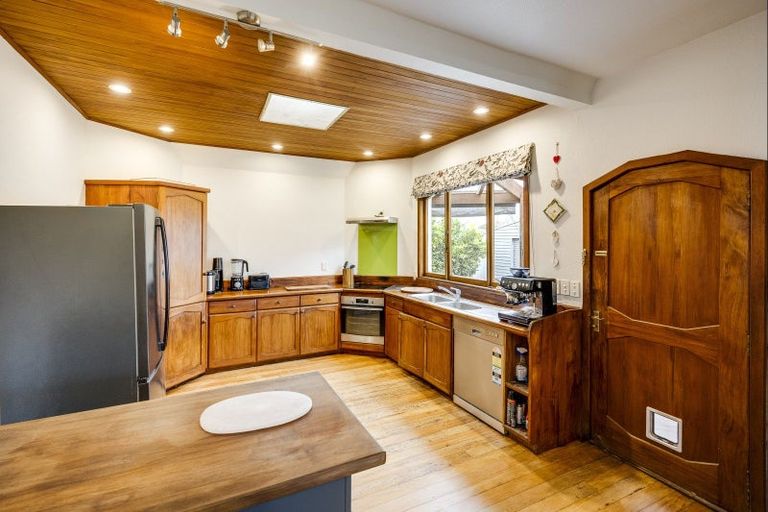 Photo of property in 911 Churchill Street, Akina, Hastings, 4122