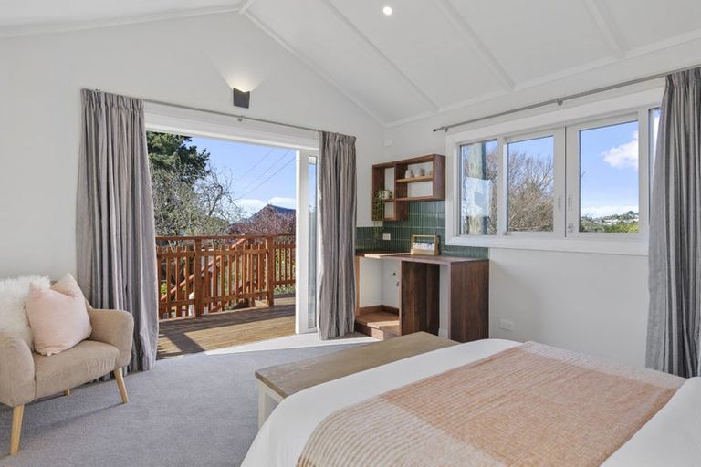 Photo of property in 87 Saint Andrews Hill Road, Mount Pleasant, Christchurch, 8081