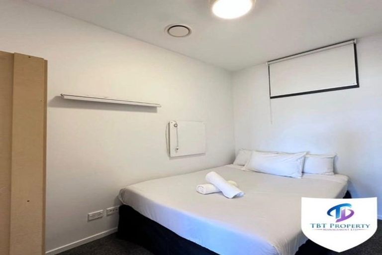 Photo of property in Twin Towers, 609/17 Putney Way, Manukau, Auckland, 2104