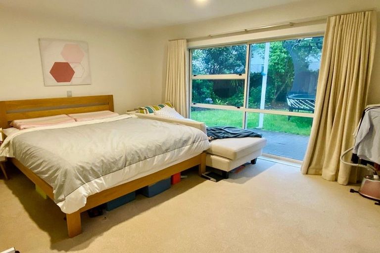 Photo of property in 8 Aspatria Place, Northpark, Auckland, 2013