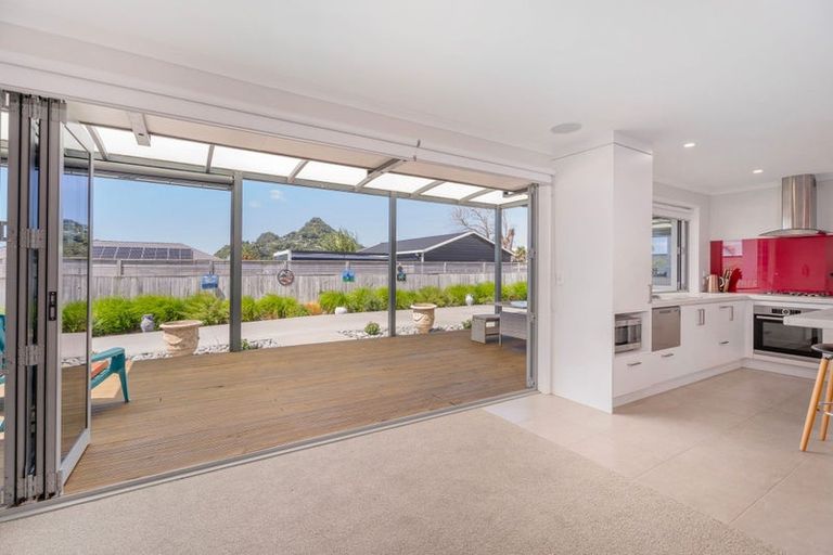 Photo of property in 32 Tairua Palms Place, Tairua, 3508