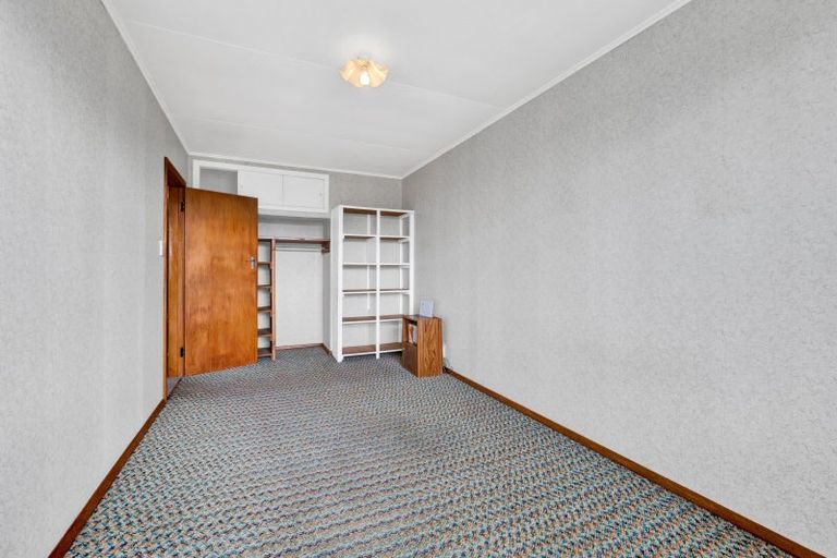 Photo of property in 9 Bone Crescent, Hawera, 4610