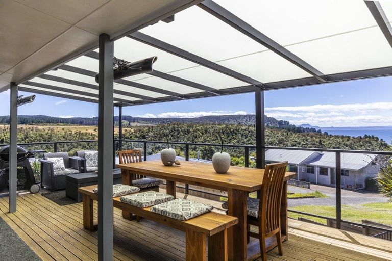 Photo of property in 6 Turangitukua Terrace, Kuratau, Turangi, 3381