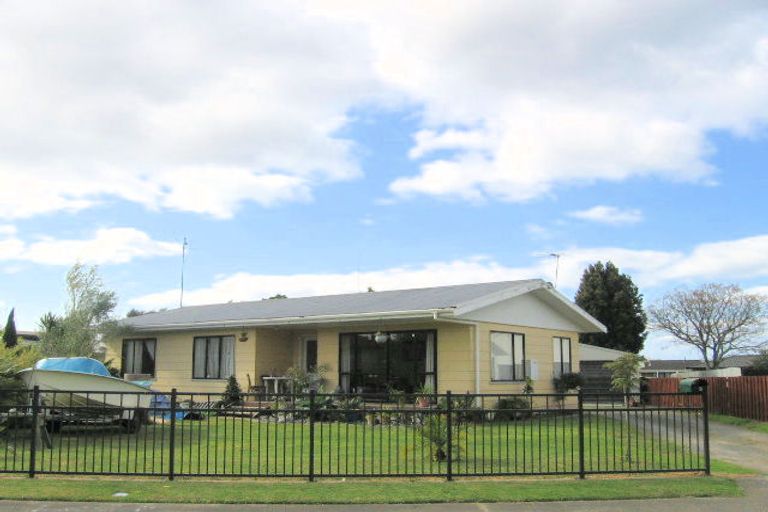 Photo of property in 92 Eversham Road, Mount Maunganui, 3116