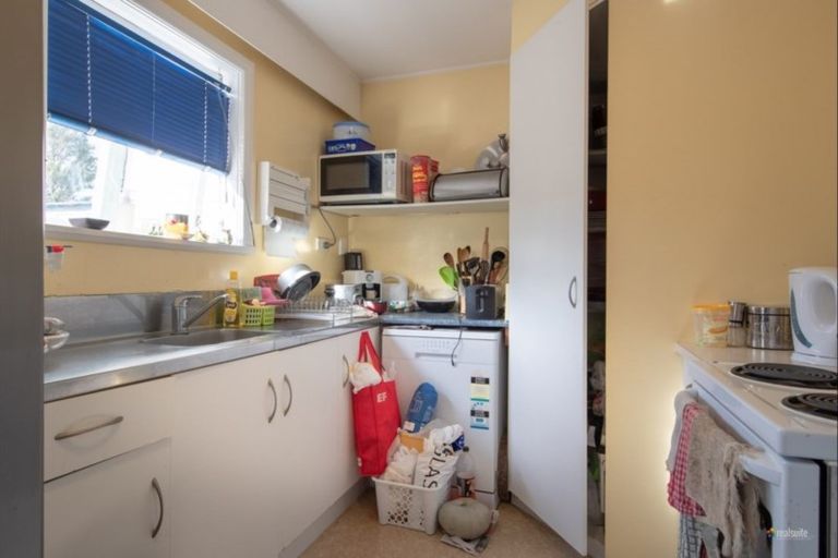 Photo of property in 2/253 Waterloo Road, Hutt Central, Lower Hutt, 5011