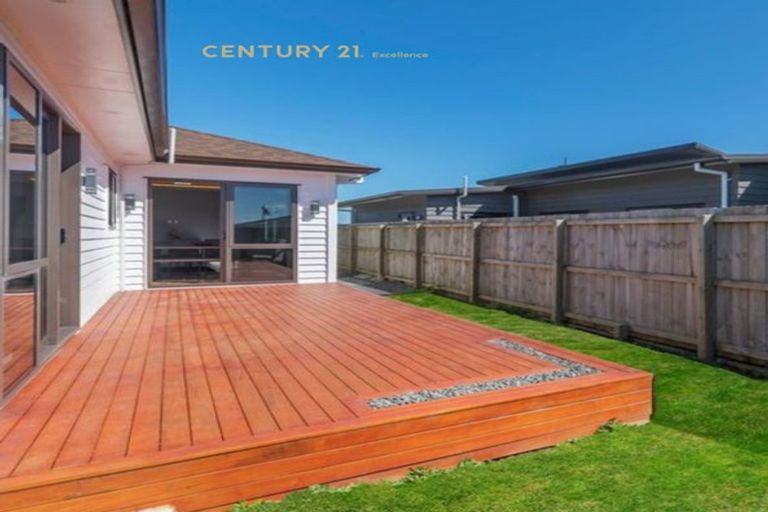 Photo of property in 55 Clarks Beach Road, Clarks Beach, 2122