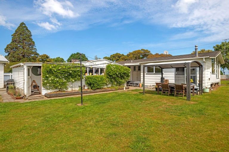 Photo of property in 21 Main Road, Makaraka, Gisborne, 4010