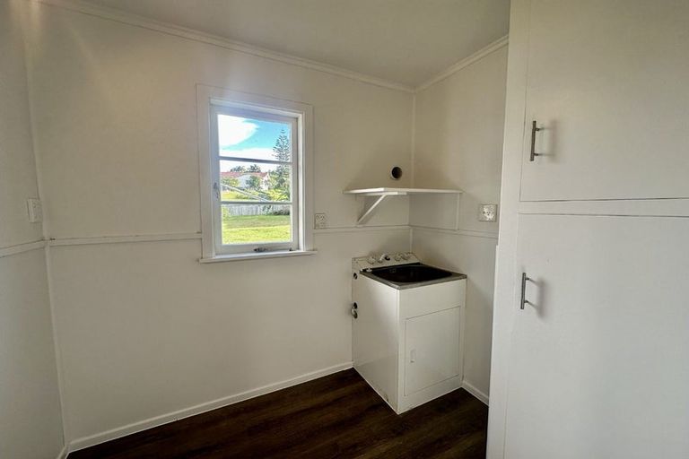 Photo of property in 17 Kauika Road, Avenues, Whangarei, 0110