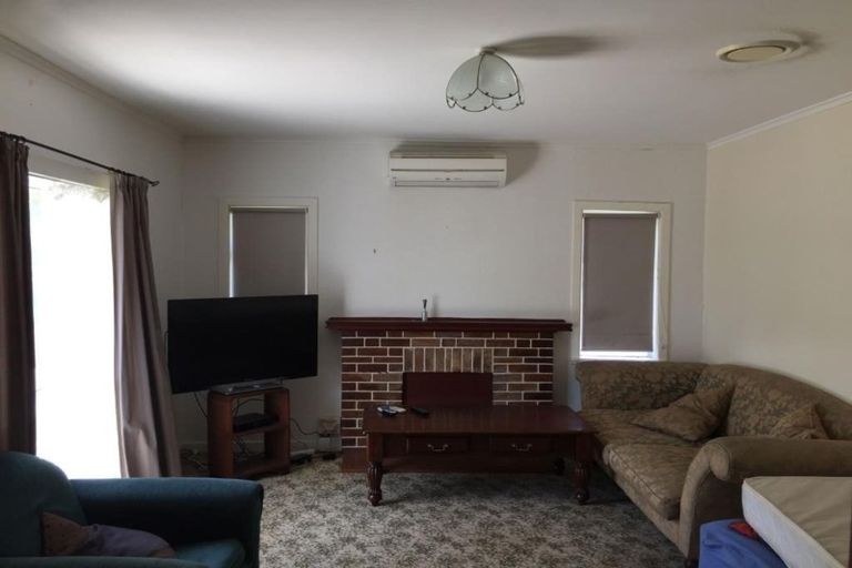 Photo of property in 18 Charles Street, Te Kamo, Whangarei, 0112