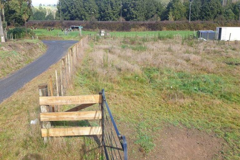 Photo of property in 7 Peter Mcintyre Street, Kakahi, 3989