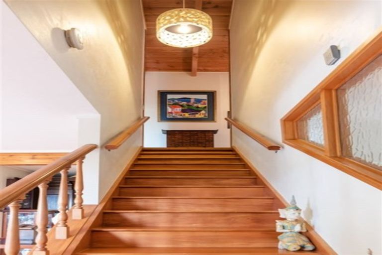 Photo of property in 227a Golf Road, Titirangi, Auckland, 0604