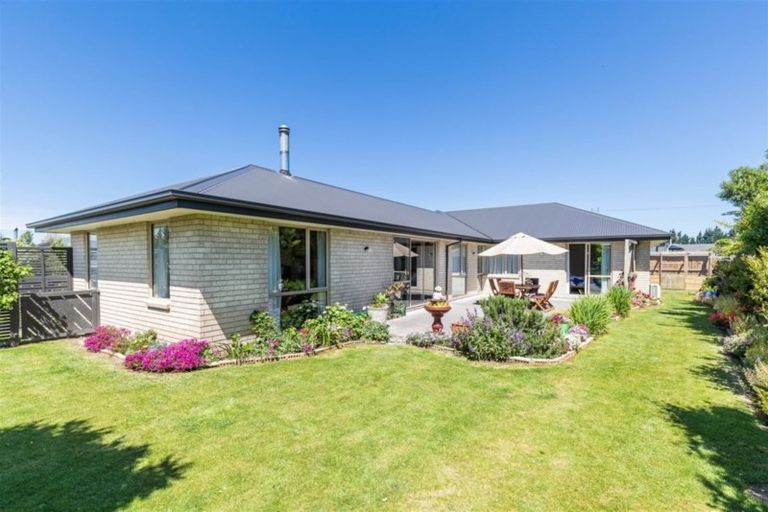 Photo of property in 3 Wineberry Avenue, Amberley, 7410