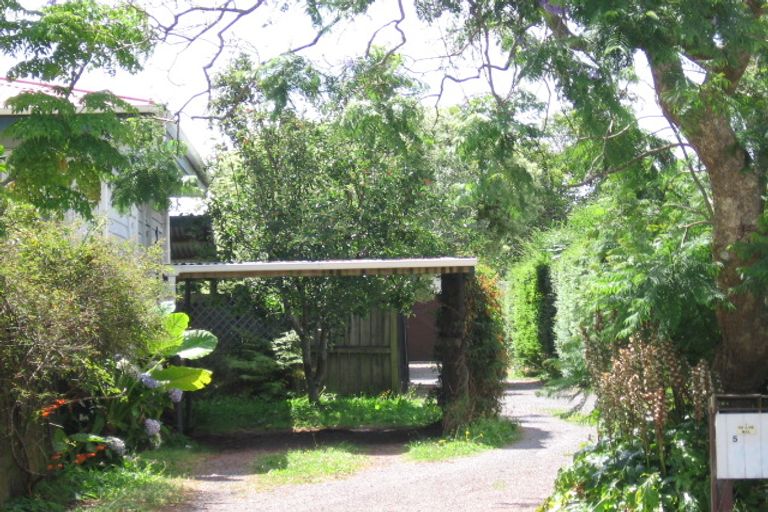 Photo of property in 5 Orchard Street, Avondale, Auckland, 1026