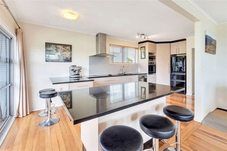 Photo of property in 46 Seine Road, Forrest Hill, Auckland, 0620