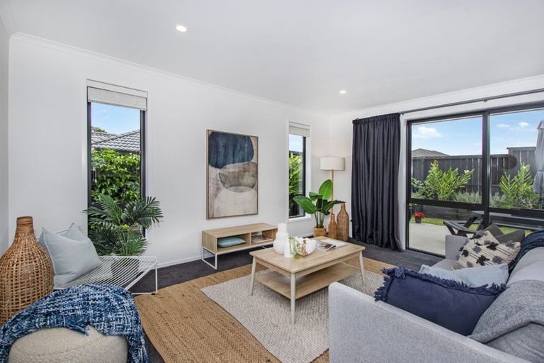 Photo of property in 18 Roderick Place, Onerahi, Whangarei, 0110