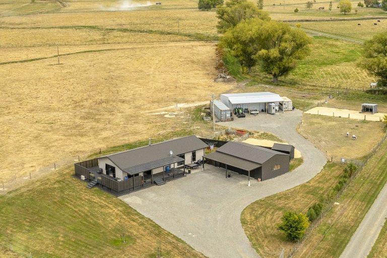 Photo of property in 1 Elm Place, Waipukurau, 4284