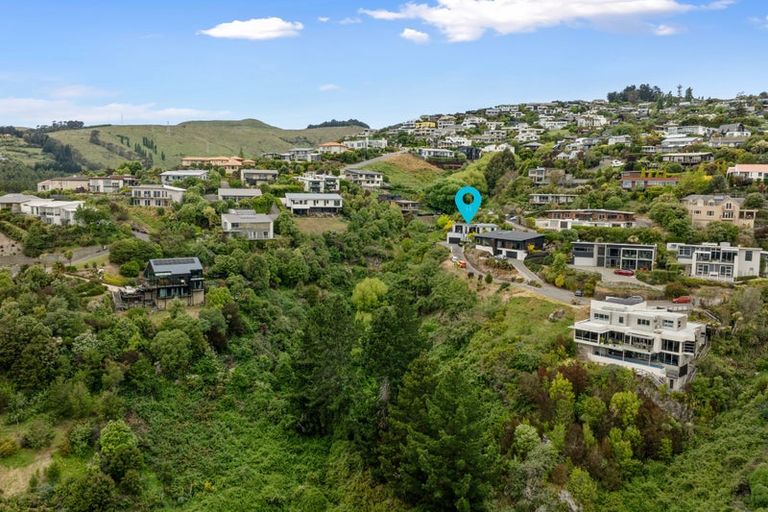 Photo of property in 16 Iles Lane, Cashmere, Christchurch, 8022