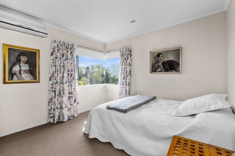 Photo of property in 46 Hikanui Drive, Havelock North, 4130