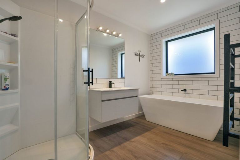 Photo of property in 21 Whiteoak Grove, Tinwald, Ashburton, 7700