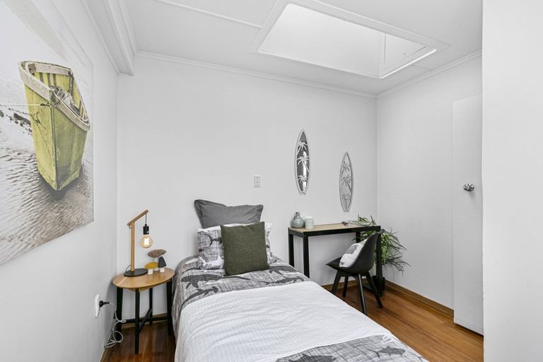 Photo of property in 128 Owhiro Bay Parade, Owhiro Bay, Wellington, 6023