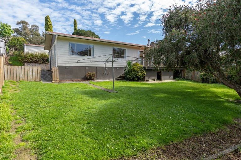 Photo of property in 23 Johnston Road, Kawakawa, 0210