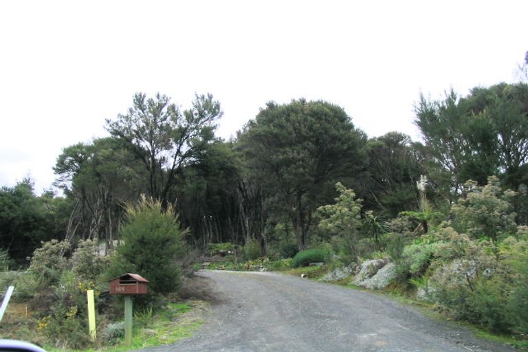 Photo of property in 105 Cable Bay Block Road, Cable Bay, 0420