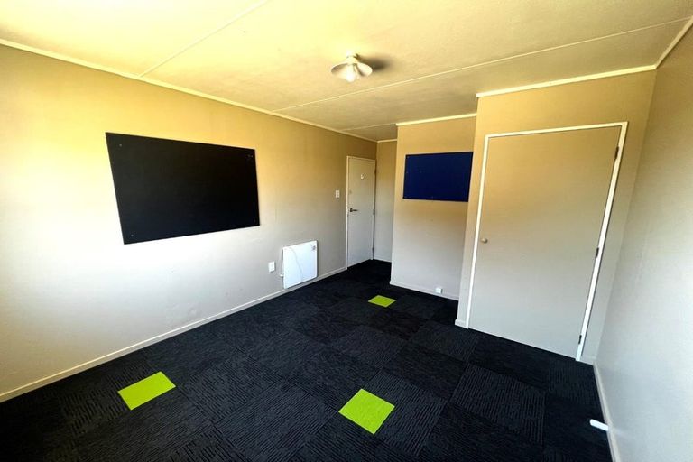 Photo of property in 30 Ada Street, Hokowhitu, Palmerston North, 4410