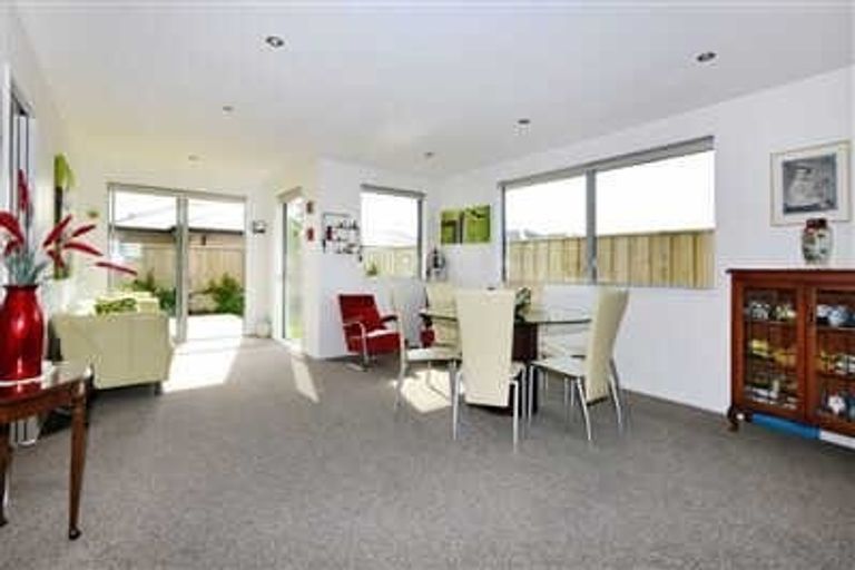 Photo of property in 39 Lakeside Drive, Pegasus, 7612