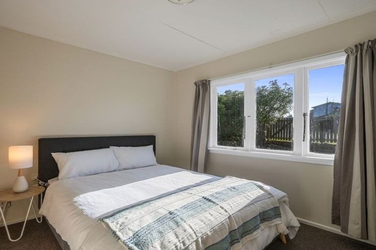 Photo of property in 619 Waitarere Beach Road, Waitarere Beach, Levin, 5510