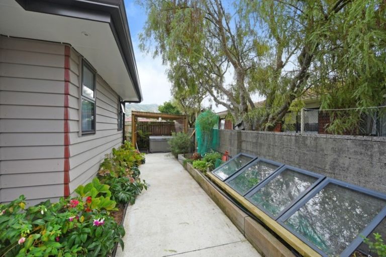 Photo of property in 44a King Street, Ebdentown, Upper Hutt, 5018