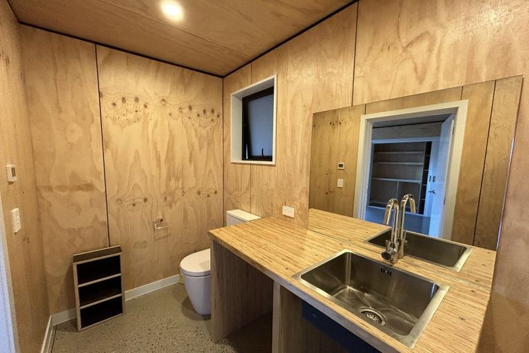 Photo of property in 3 Waxeye Lane, Lake Hawea, 9382