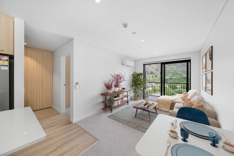 Photo of property in Toru Apartments, 504/10 Copper Beech Avenue, Frankton, Queenstown, 9300