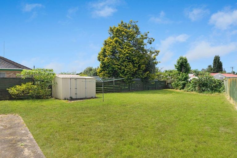 Photo of property in 14 Keats Crescent, Enderley, Hamilton, 3214