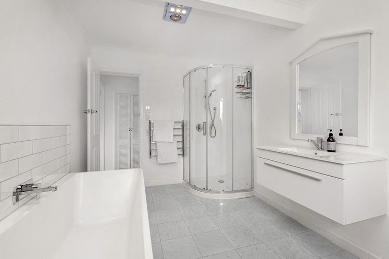 Photo of property in 448 Ruapuke Road, Raglan, 3296