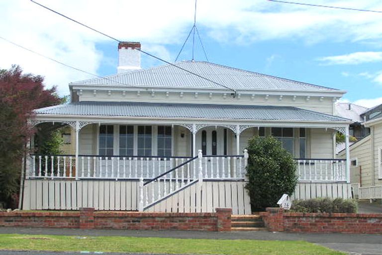 Photo of property in 18a Richmond Avenue, Northcote Point, Auckland, 0627