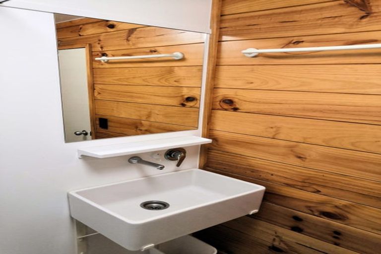 Photo of property in Martin Square Apartments, 215/20 Martin Square, Te Aro, Wellington, 6011