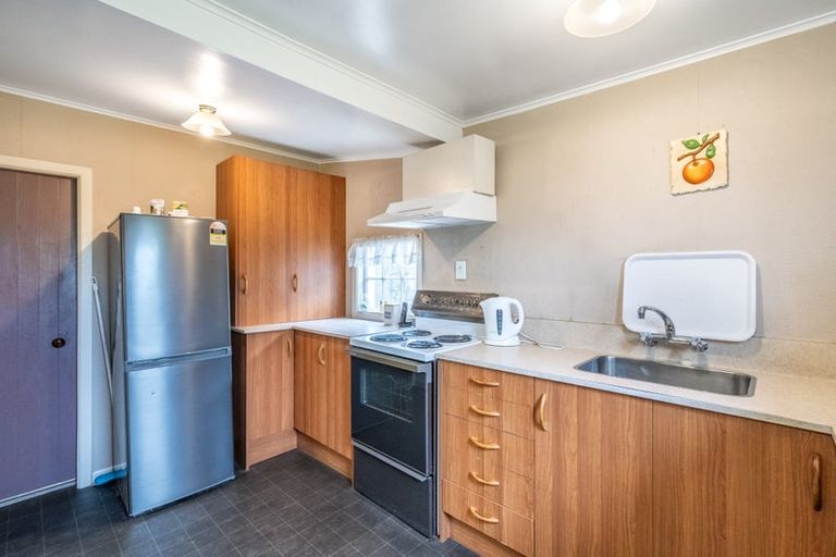 Photo of property in 350 Great North Road, Winton, 9720